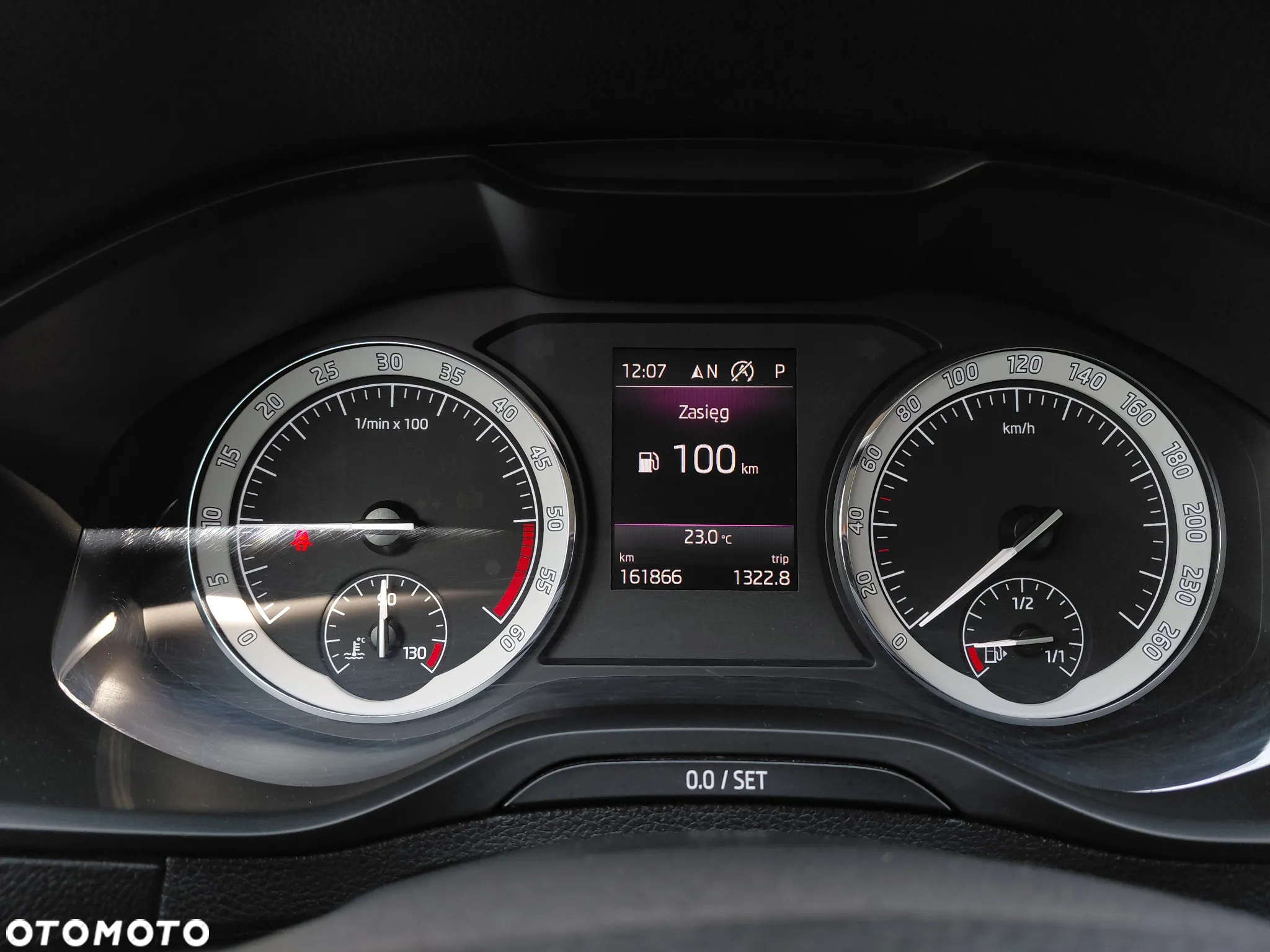 Skoda Karoq 2.0 TDI SCR 4x4 Style DSG - 30