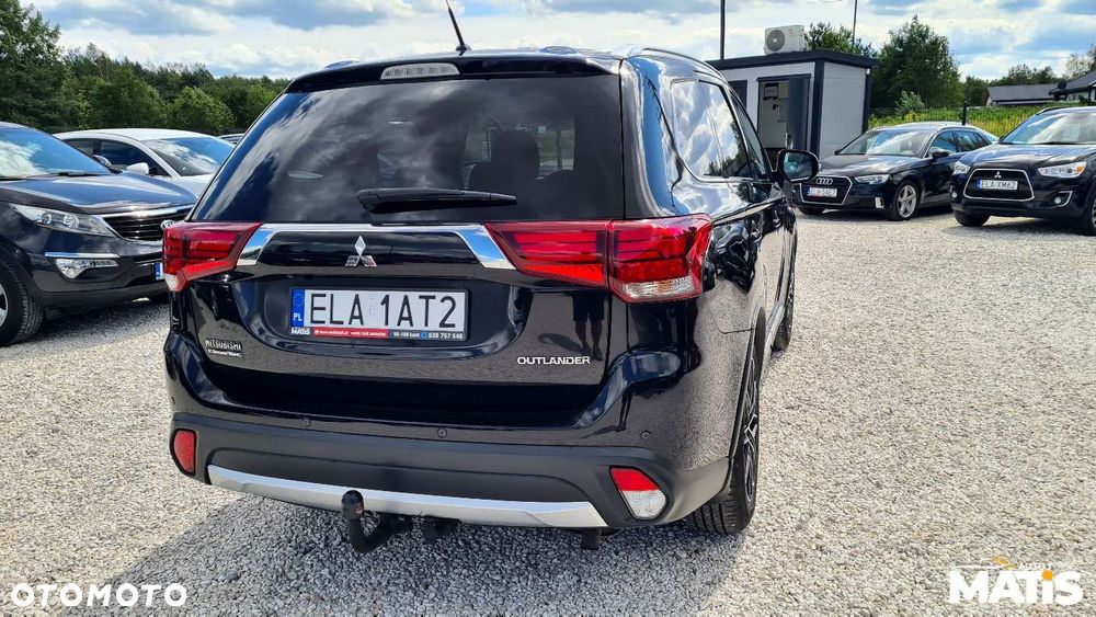 Mitsubishi Outlander - 31