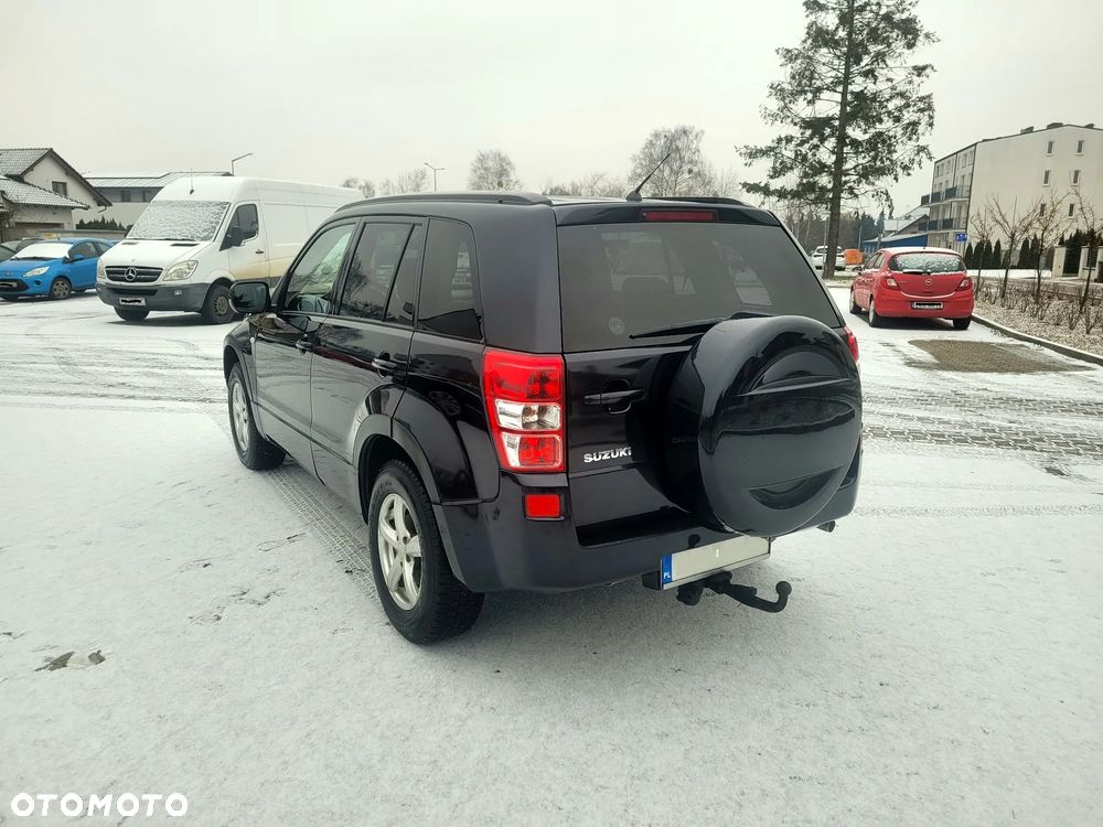 Suzuki Grand Vitara 2.0 Comfort - 3