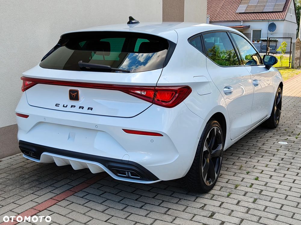 Cupra Leon 1.5 eTSI mHEV DSG - 22