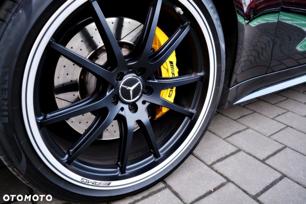 Mercedes-Benz AMG GT 43 4Matic+ Speedshift TCT 9G - 13
