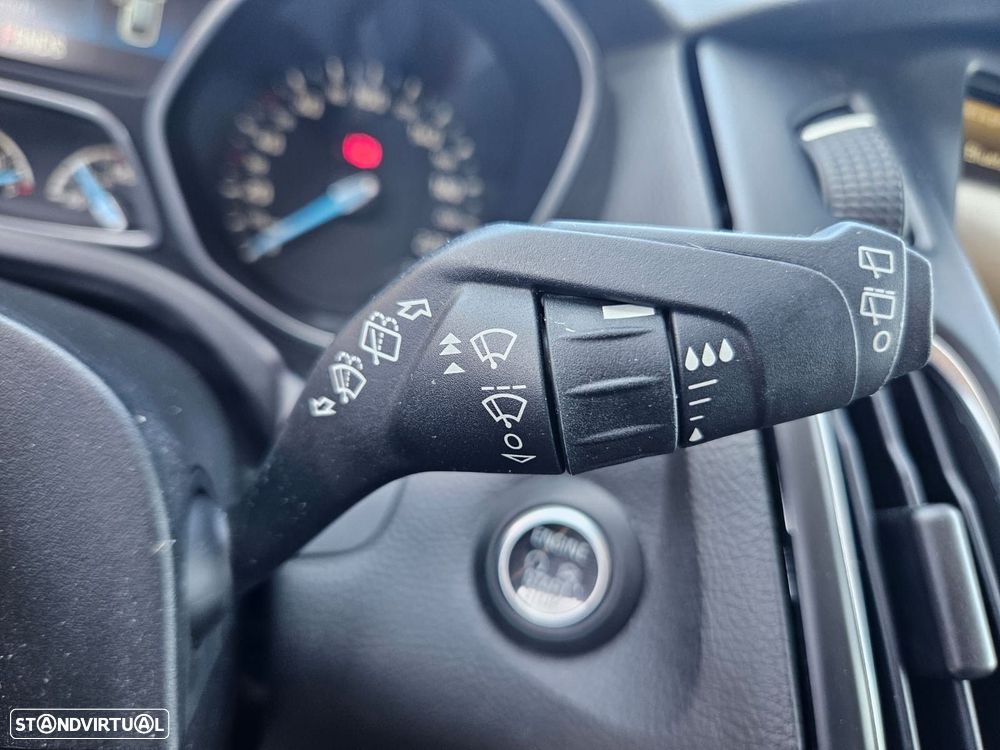Ford Focus 1.0 EcoBoost Titanium Aut. - 39