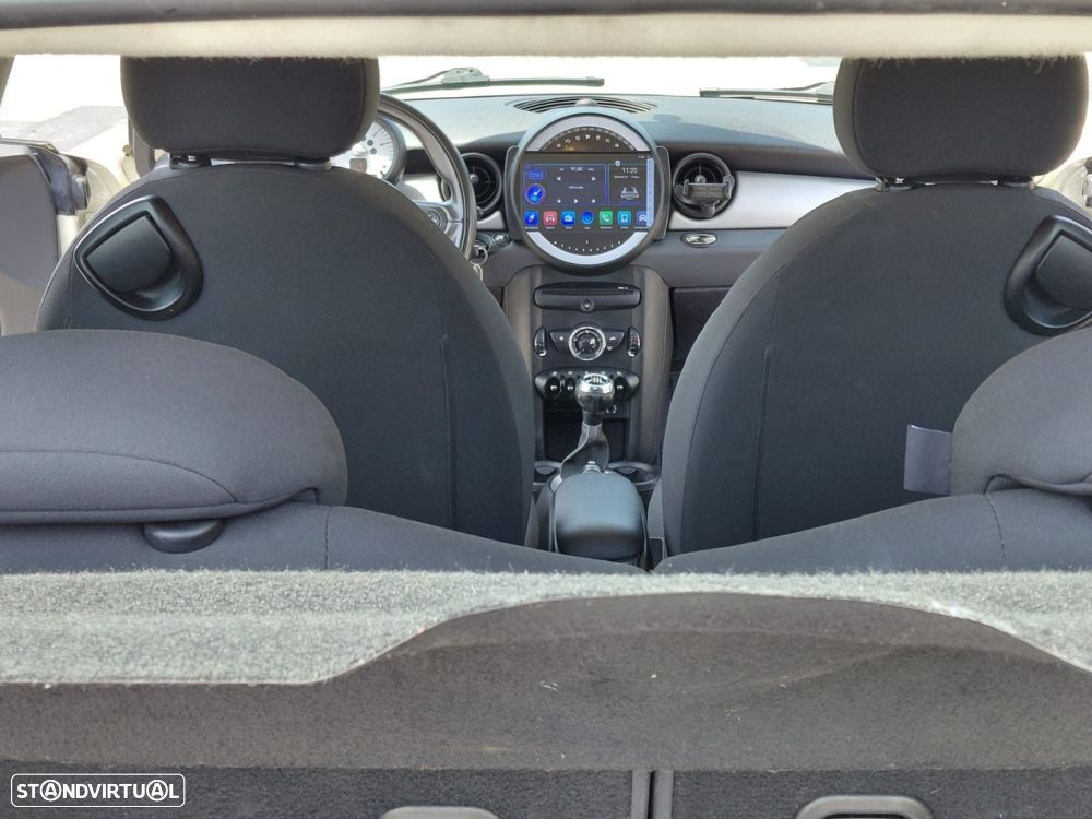 MINI 3 Portas Cooper D - 25