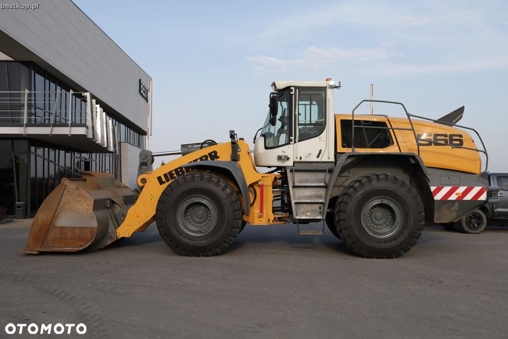Liebherr L566 XPower - 12