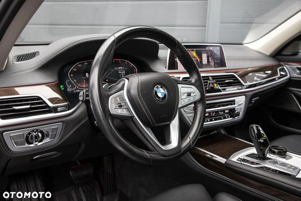 BMW Seria 7 730d xDrive - 11