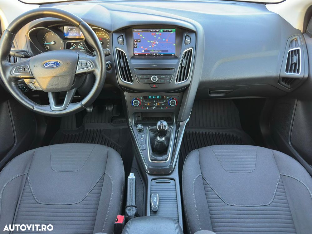 Ford Focus 1.5 TDCi DPF Start-Stopp-System Titanium - 8