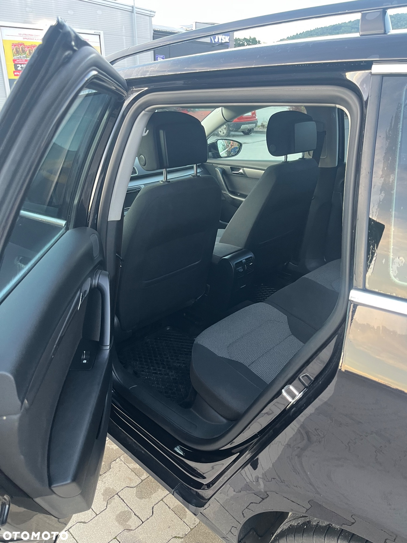 Volkswagen Passat 1.6 TDI DPF BlueMot Comfortline - 11