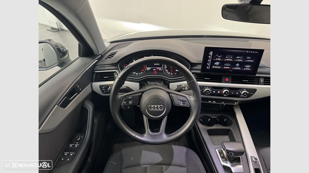 Audi A4 Avant 30 TDI Advanced S tronic - 13