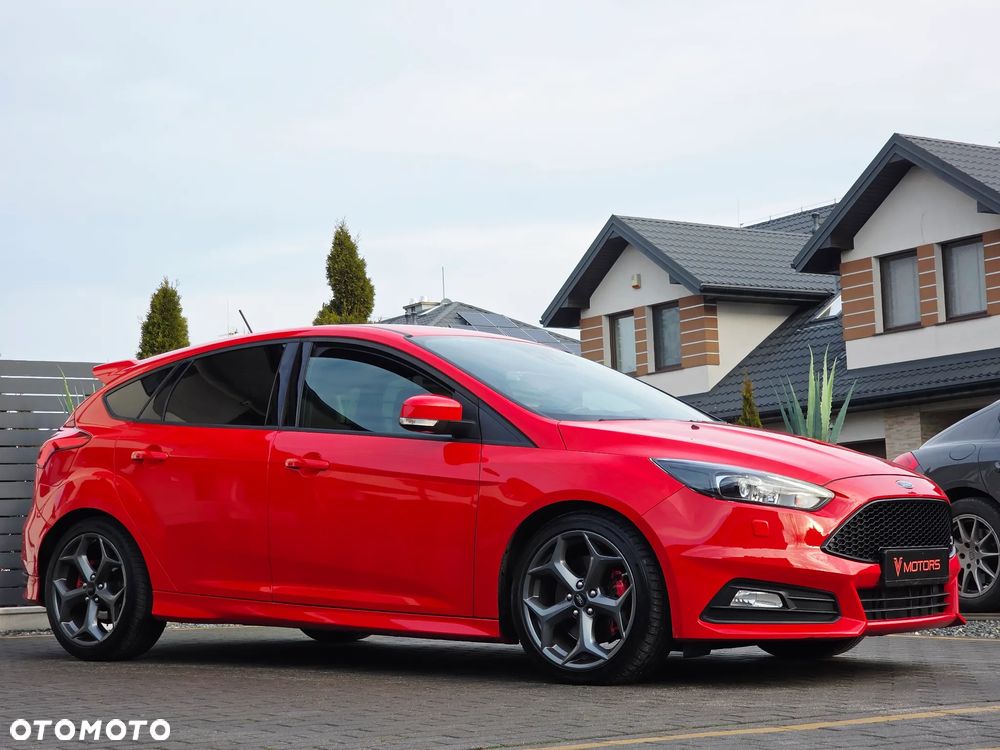 Ford Focus 2.0 TDCi ST - 29