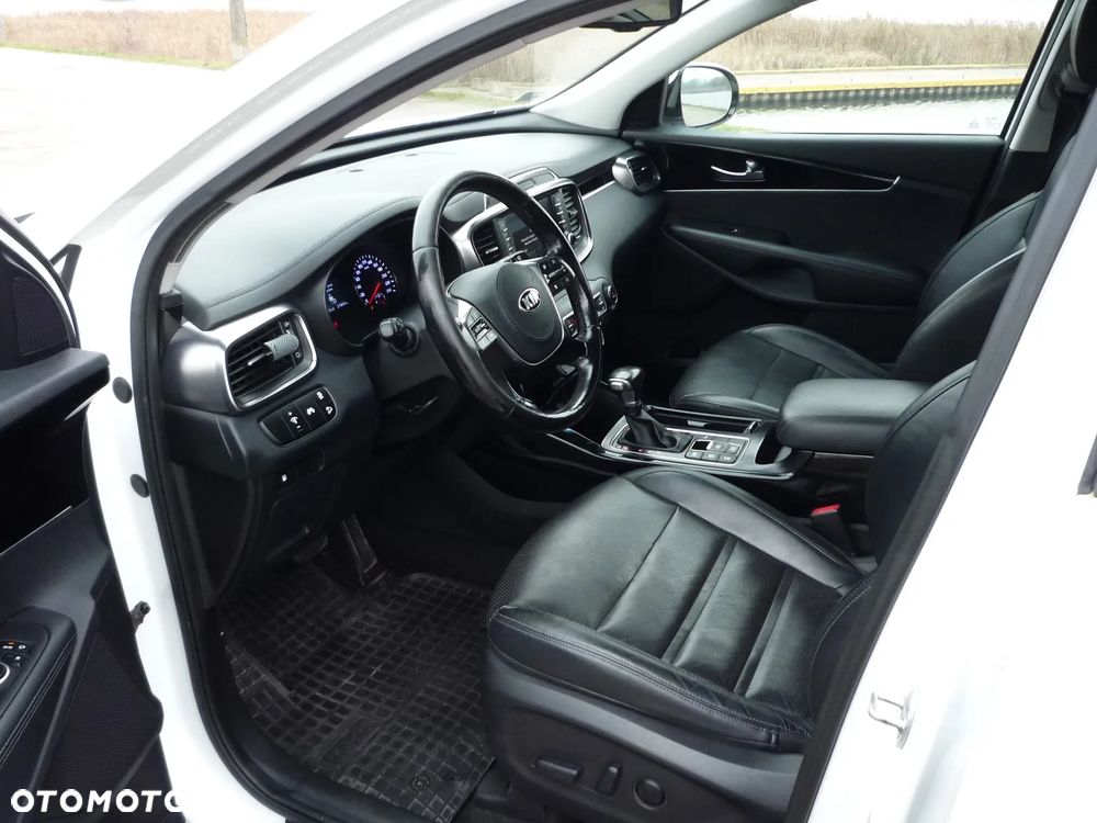 Kia Sorento 2.0 CRDI Business Line Plus - 16