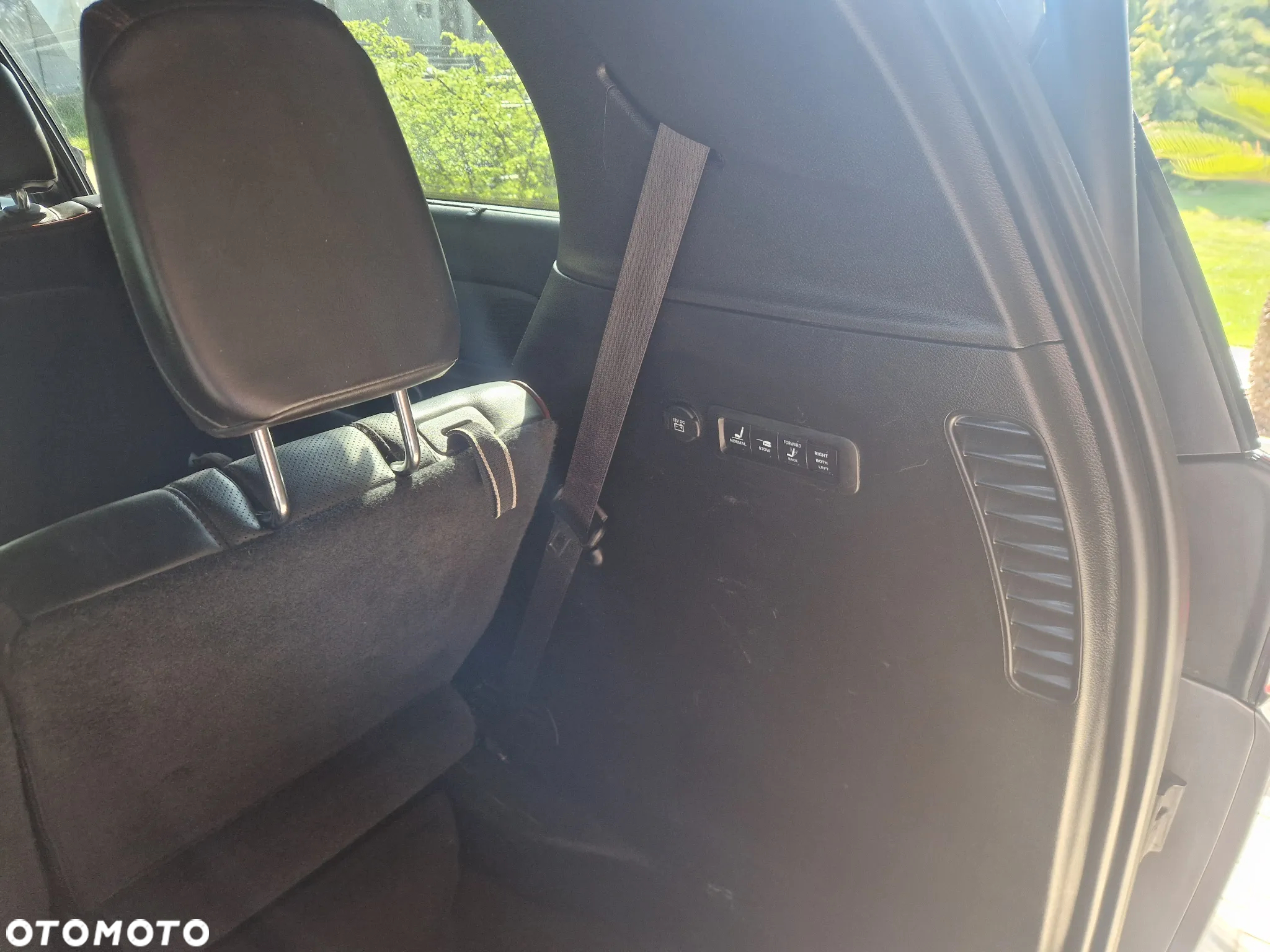 Chrysler Pacifica - 19