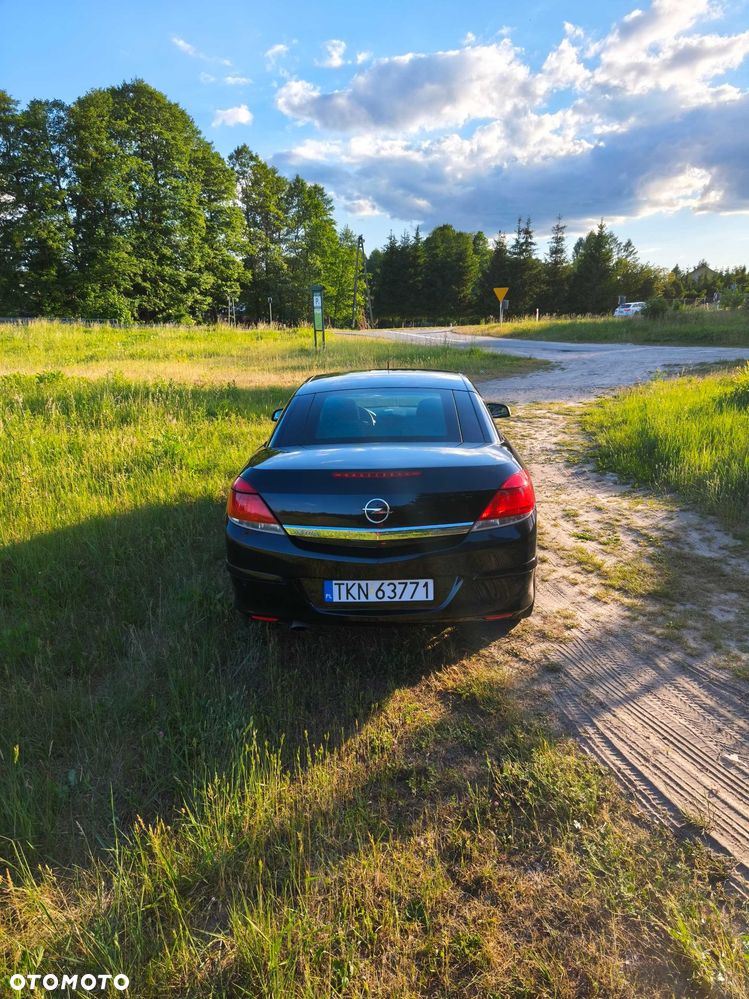 Opel Astra - 4