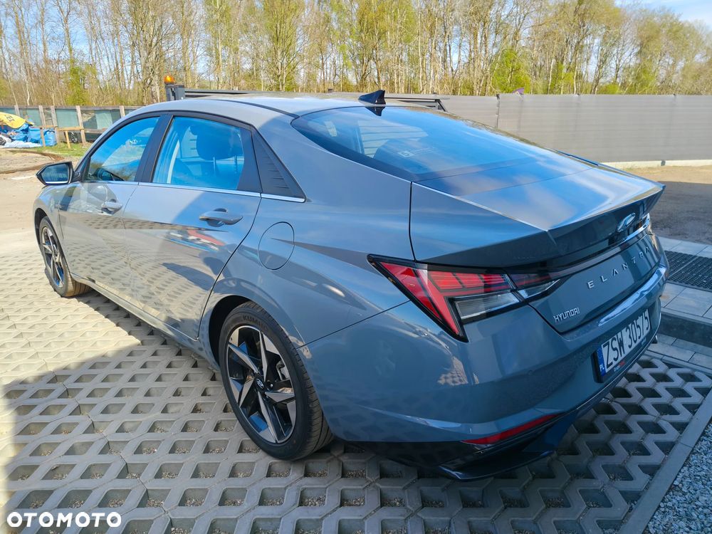 Hyundai Elantra 1.6 Smart - 4