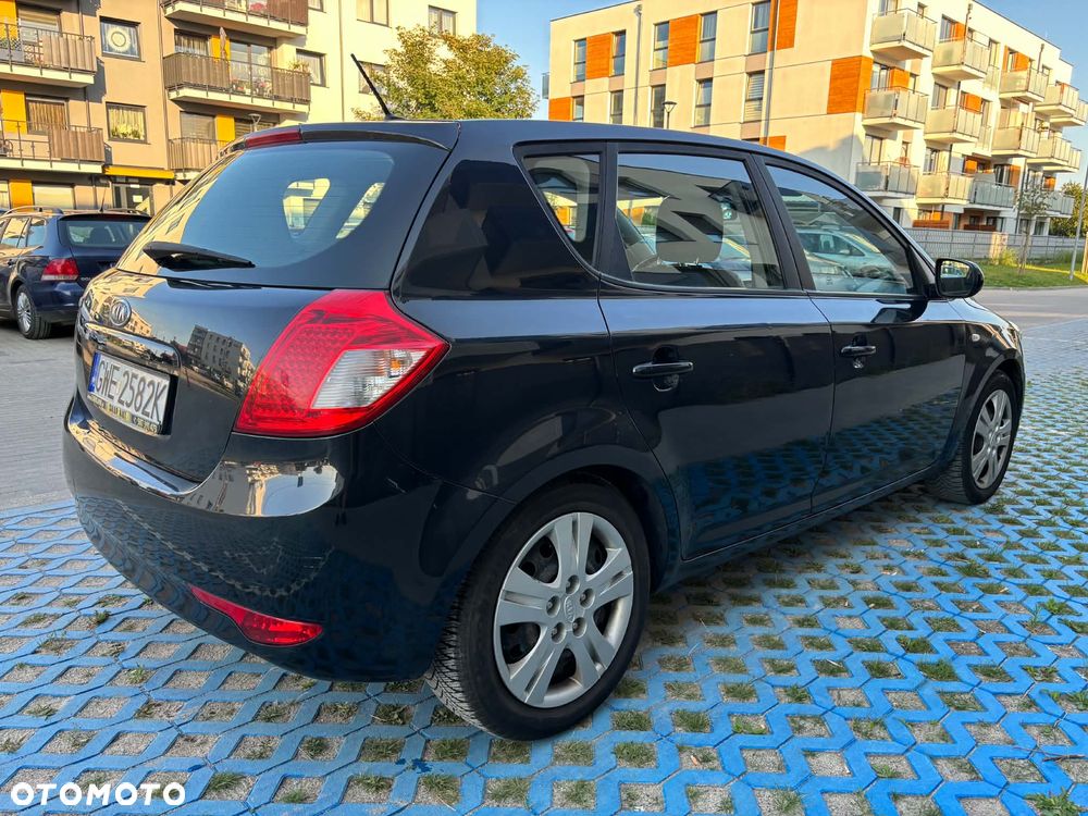 Kia Ceed 1.6 Crdi Comfort - 3