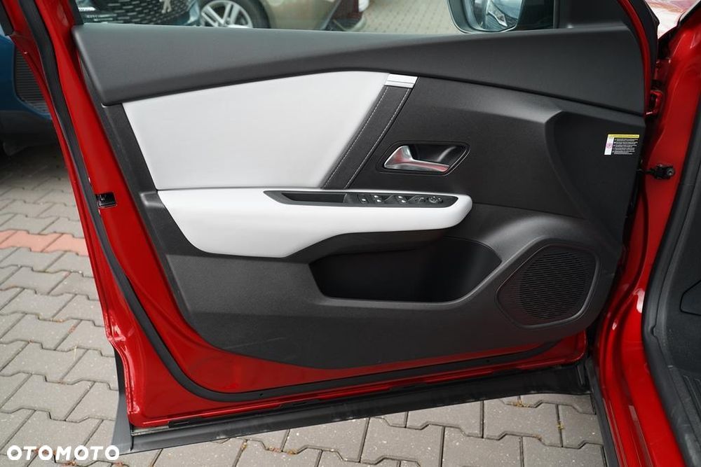 Citroën C4 1.2 mHEV Max eDCT6 - 11