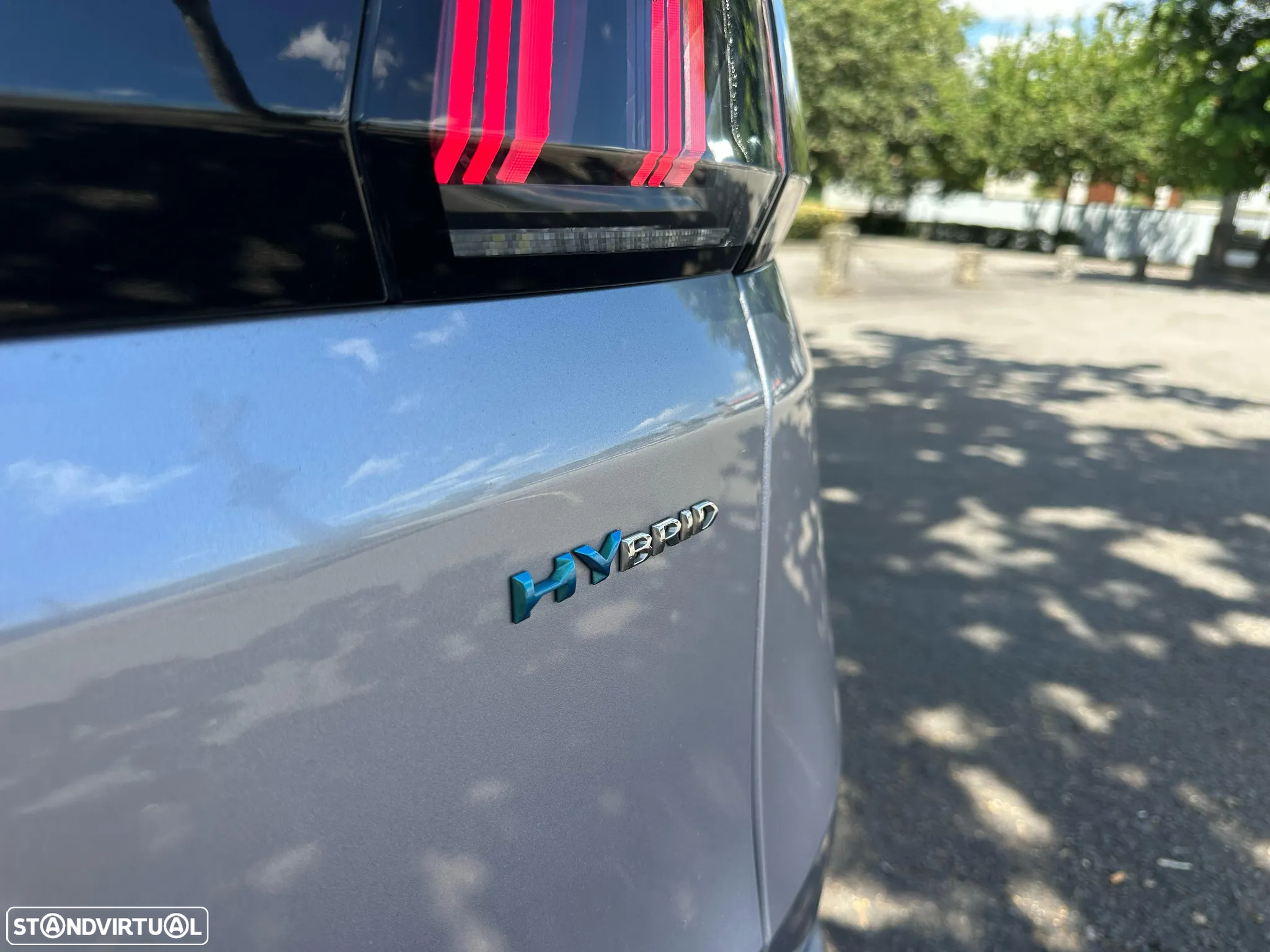 Peugeot 3008 1.6 Hybrid GT Pack e-EAT8 - 19