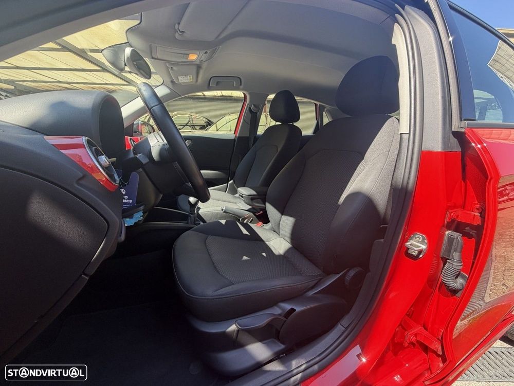 Audi A1 Sportback 1.6 TDI S-line - 22