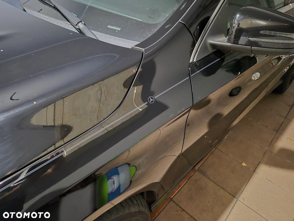 Mercedes-Benz CLA 250 7G-DCT AMG Line - 12