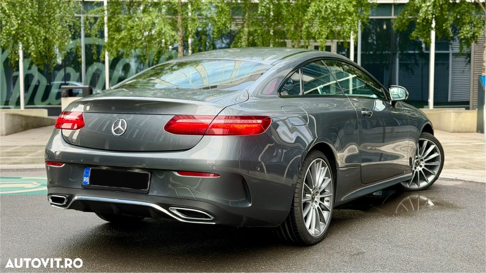 Mercedes-Benz E 220 d 4MATIC Aut. - 4