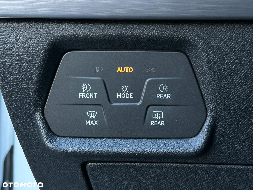 Seat Leon 1.5 eTSI FR DSG - 20