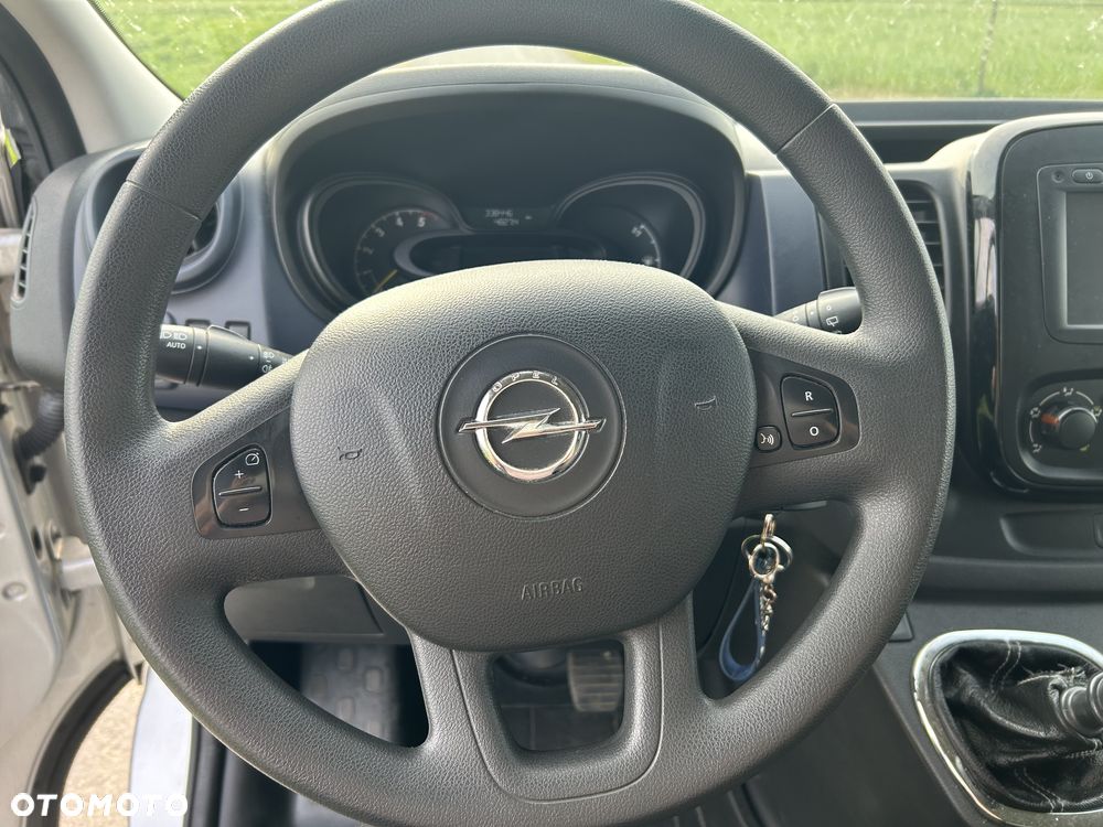 Opel Vivaro - 14