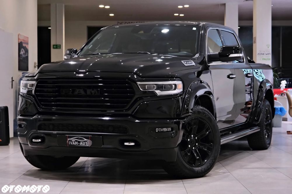 RAM 1500 Crew Cab Longhorn - 18