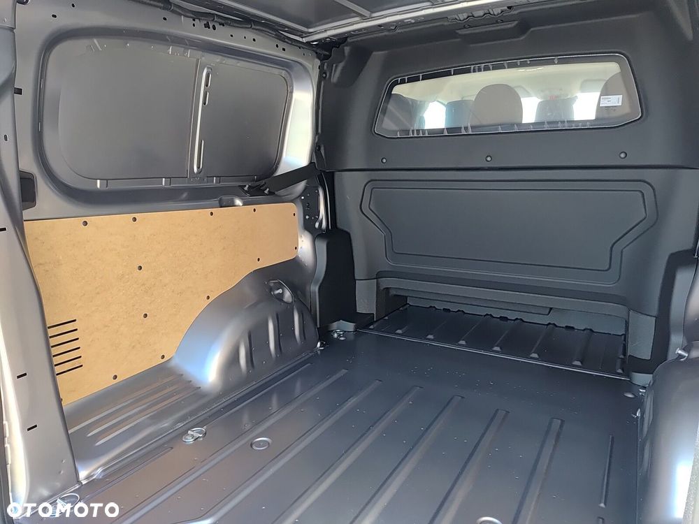 Opel Vivaro - 12