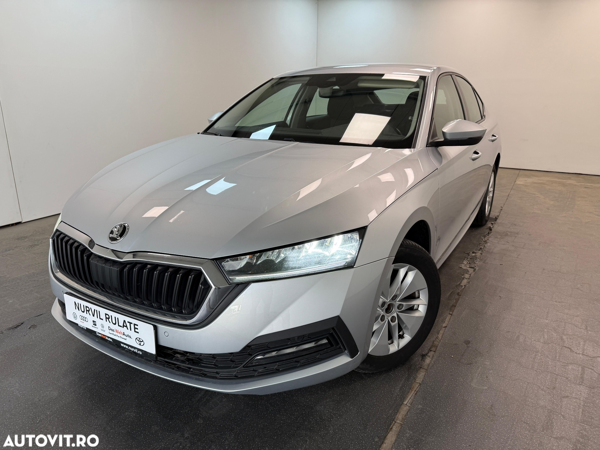 Skoda Octavia 1.6 TDI Ambition - 11