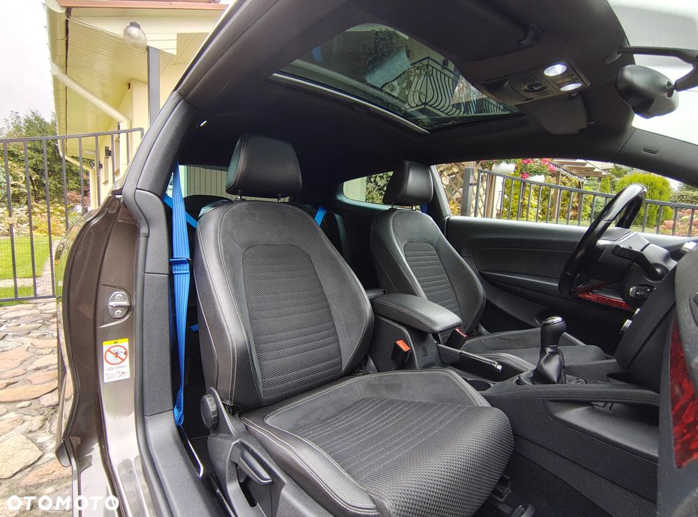 Volkswagen Scirocco 2.0 TDI - 14
