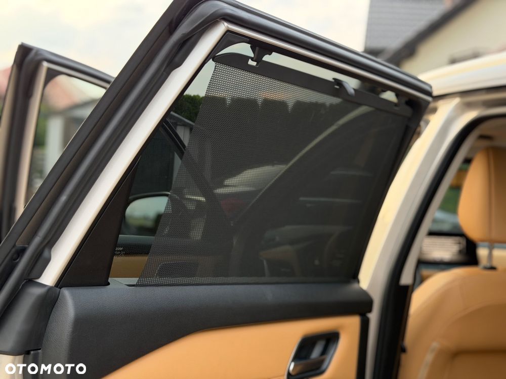 Nissan X-Trail 1.5 VC-T e-POWER Tekna e-4ORCE 7os - 18