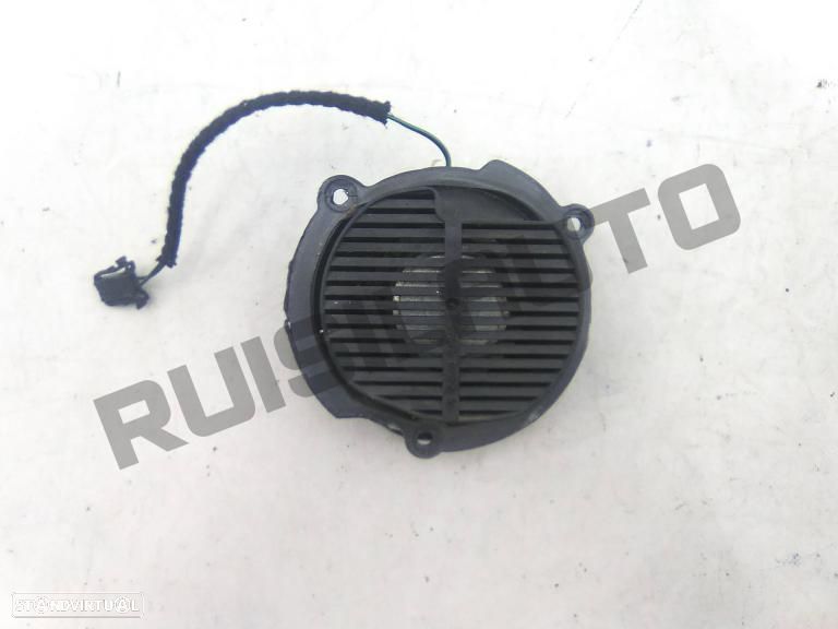 Coluna Som Trás A21082_08002 Mercedes E W210 Sedan [1995_2002] - 2