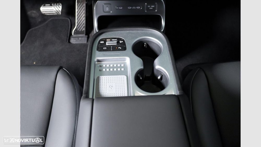 Hyundai Ioniq 9 110.3 kWh Calligraphy - 19