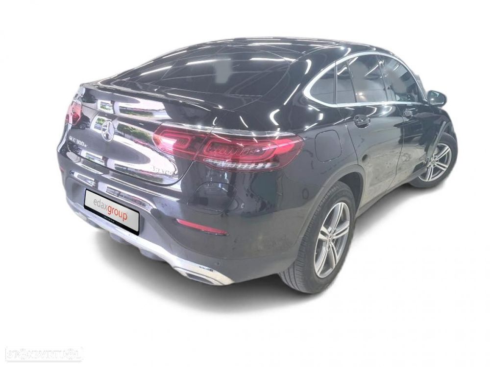 Mercedes-Benz GLC 300 e Coupé 4Matic - 2