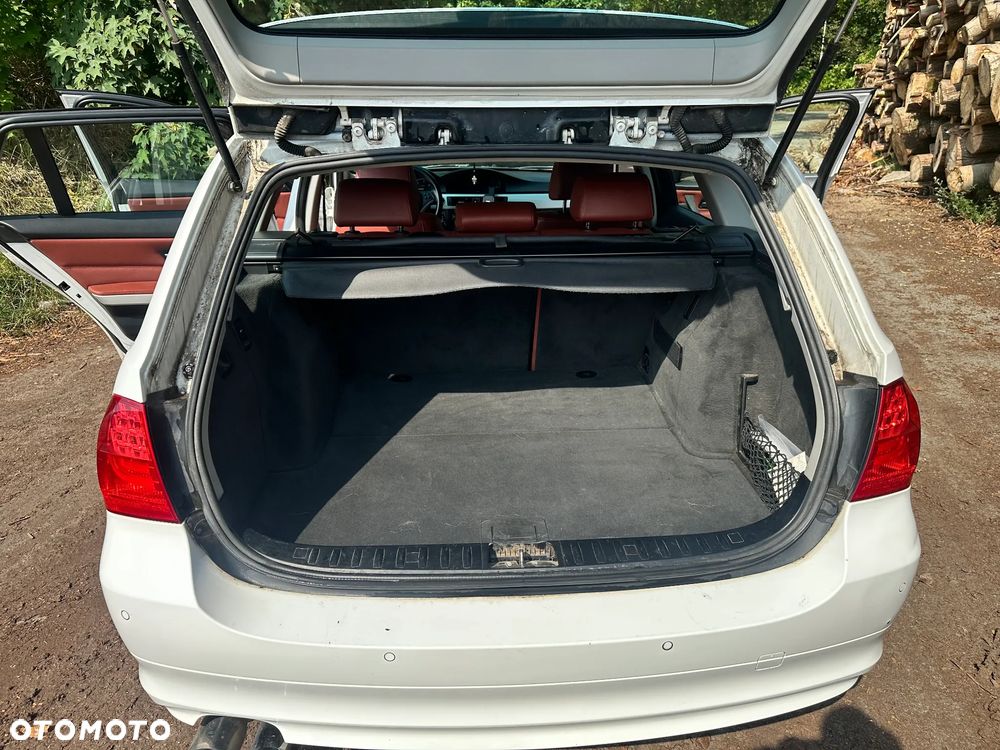 BMW Seria 3 320d DPF - 16