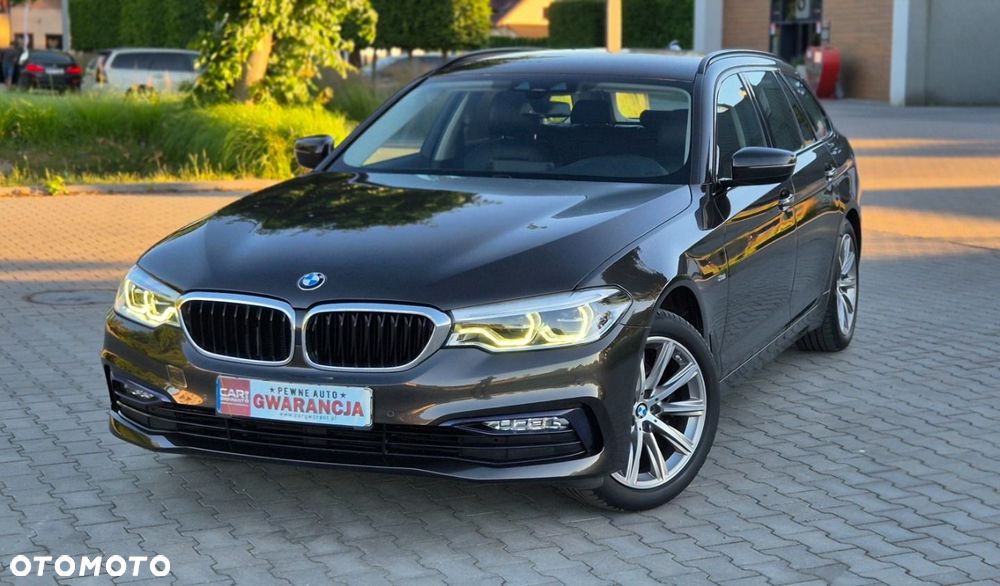 BMW Seria 5 520d Sport Line - 19