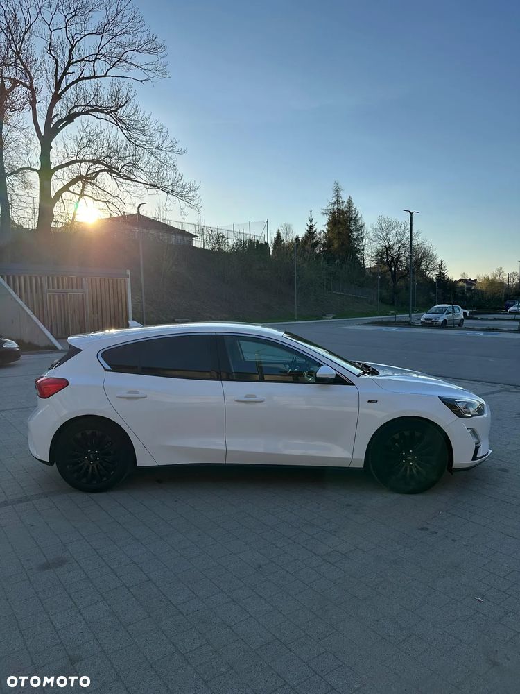 Ford Focus 1.5 TDCi Trend Sport - 10