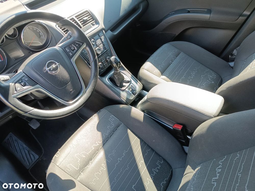 Opel Meriva - 24