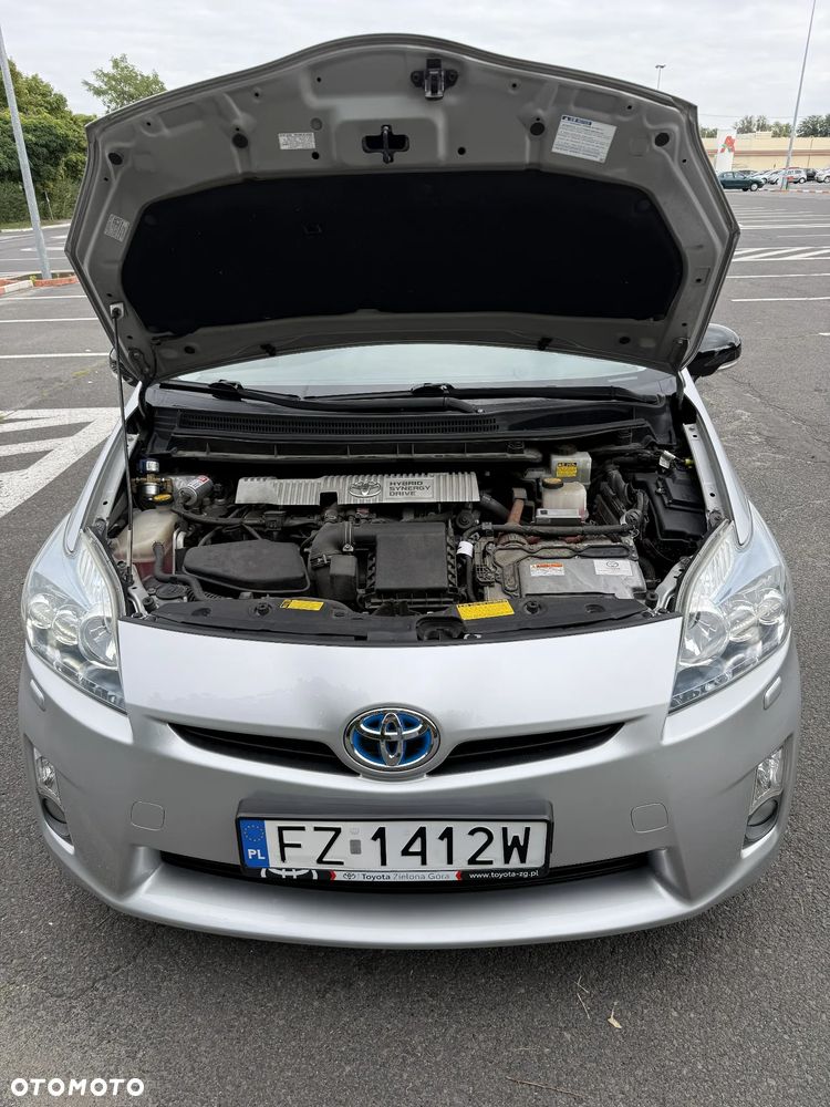 Toyota Prius - 8