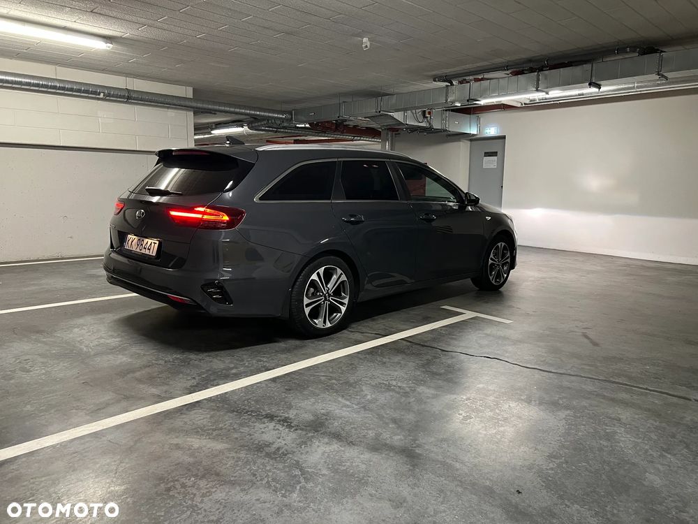 Kia Ceed - 5