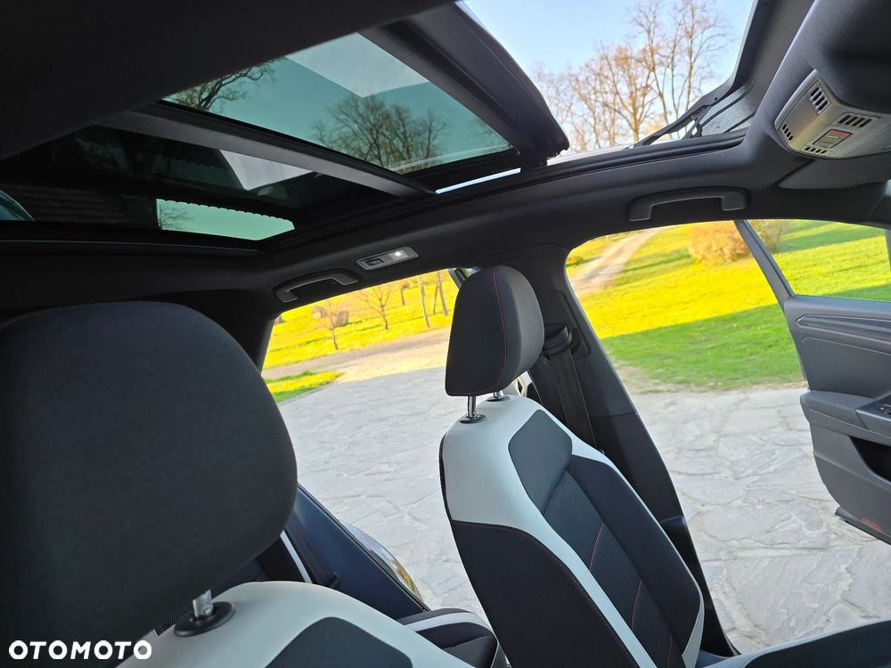 Volkswagen T-Roc 2.0 TDI SCR 4MOTION DSG Sport - 16