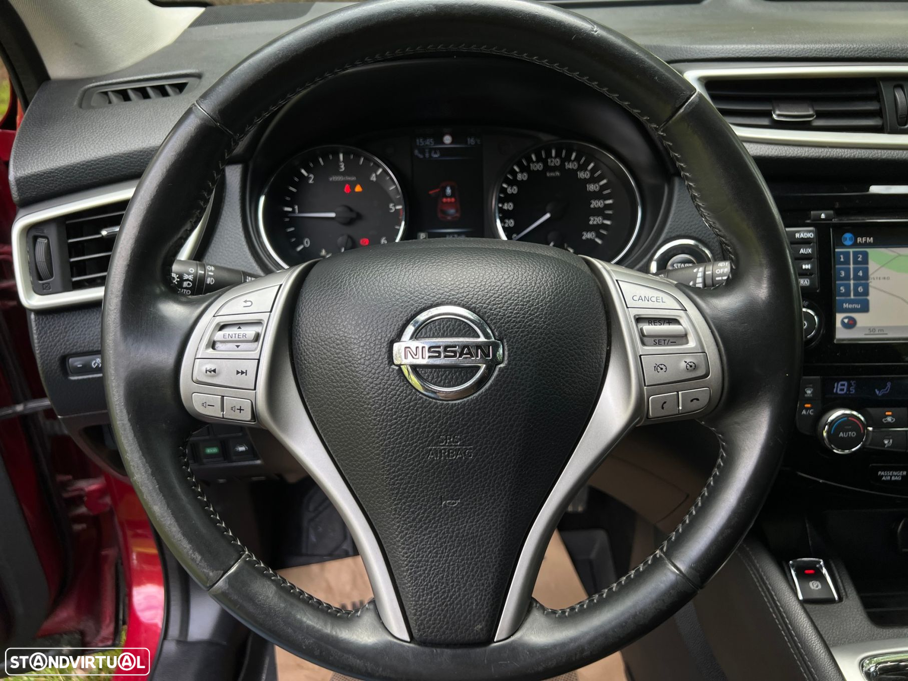 Nissan Qashqai 1.6 dCi Tekna Premium Pele S P.Preta Xtronic - 30