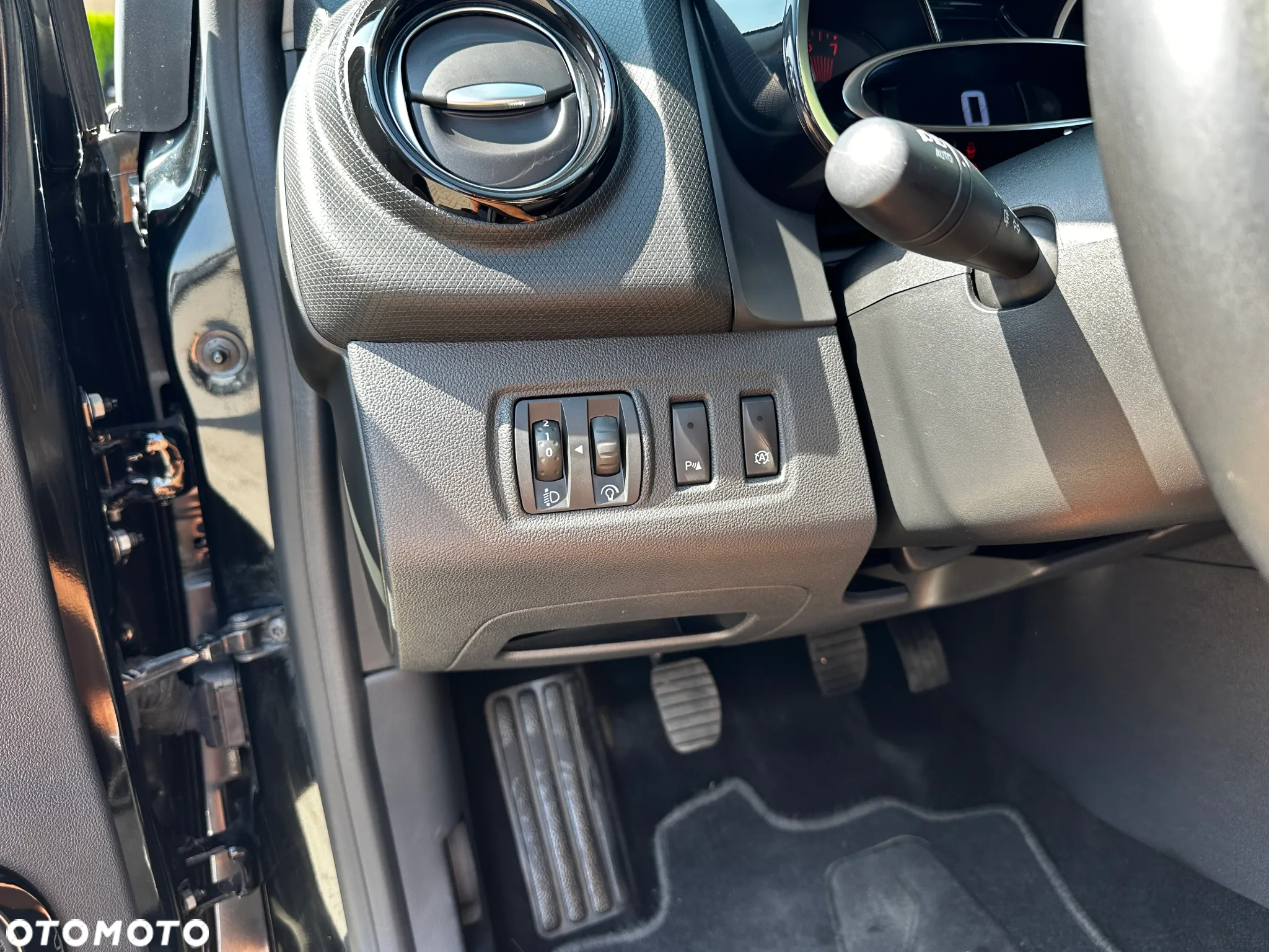 Renault Clio - 18