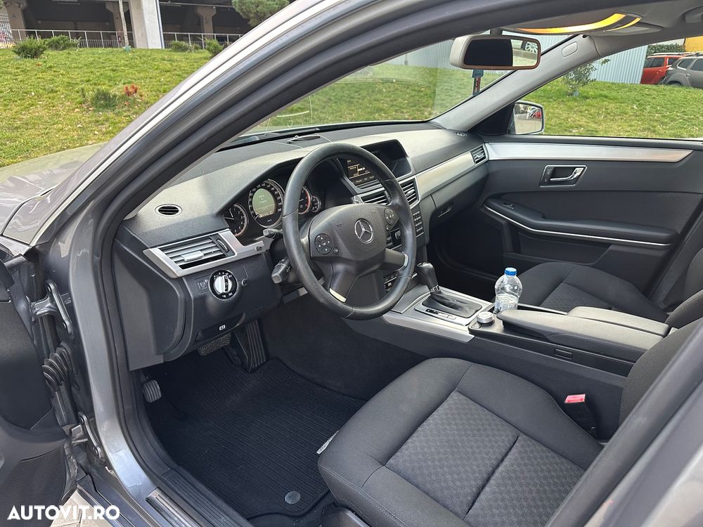 Mercedes-Benz E 250 T CDI 7G-TRONIC Elegance - 7
