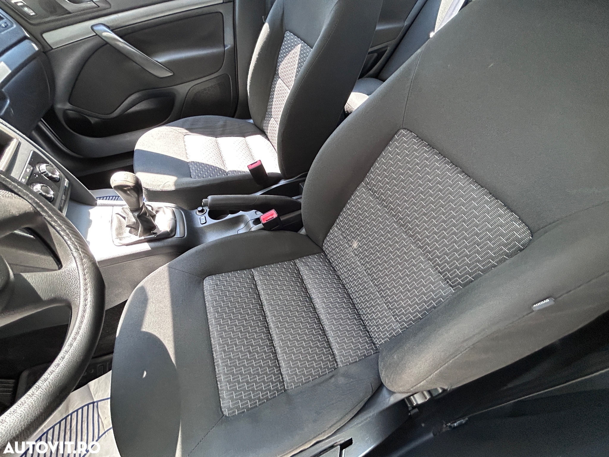 Skoda Octavia 1.4 MPI Ambiente - 9
