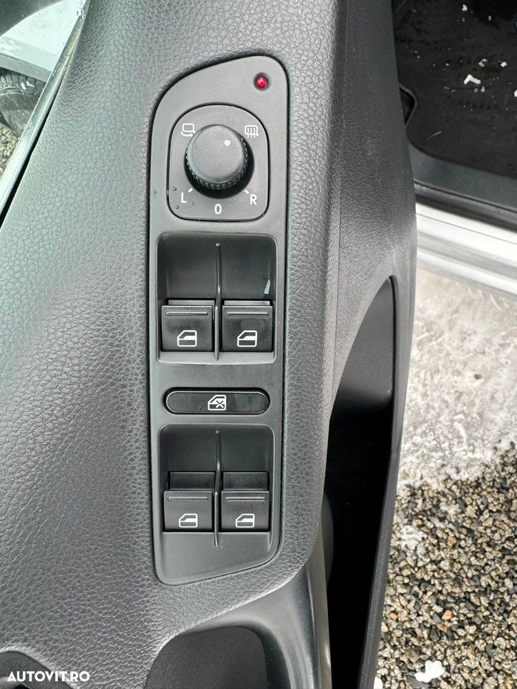 Volkswagen Tiguan 2.0 TDI DPF 4Motion DSG Sport & Style - 32