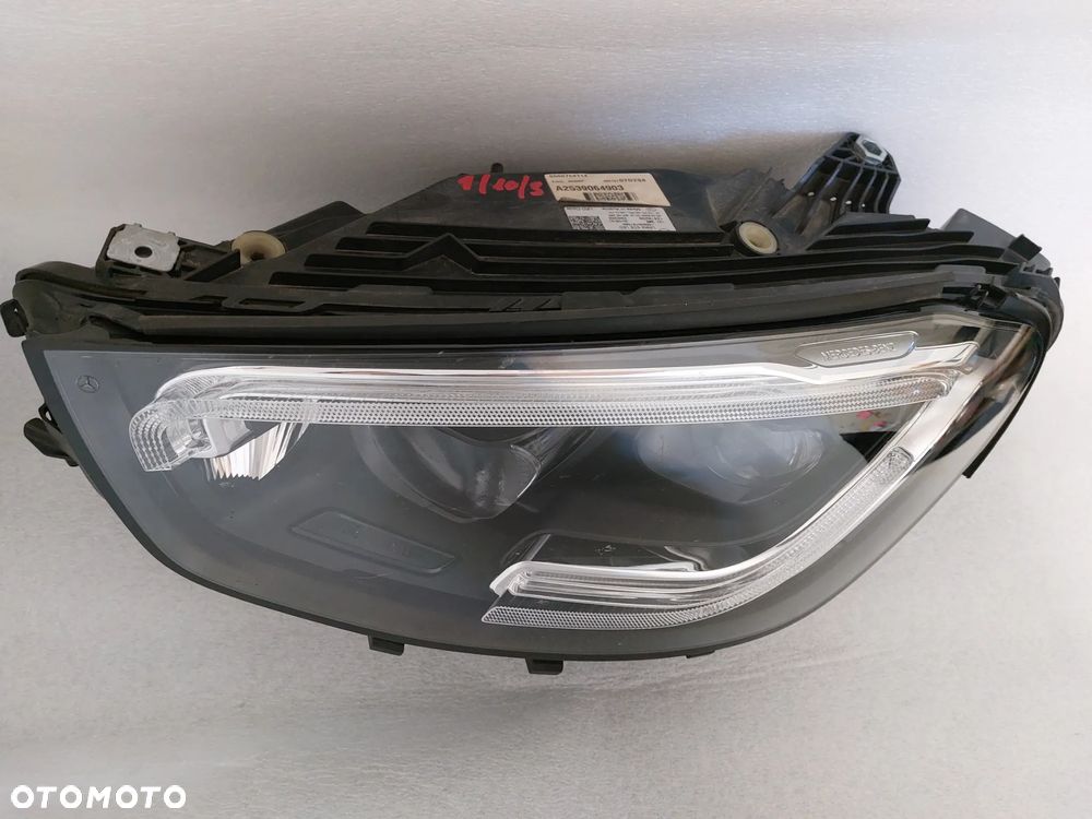 LAMPA LEWA MERCEDES GLC W253 A2539064903 - 1