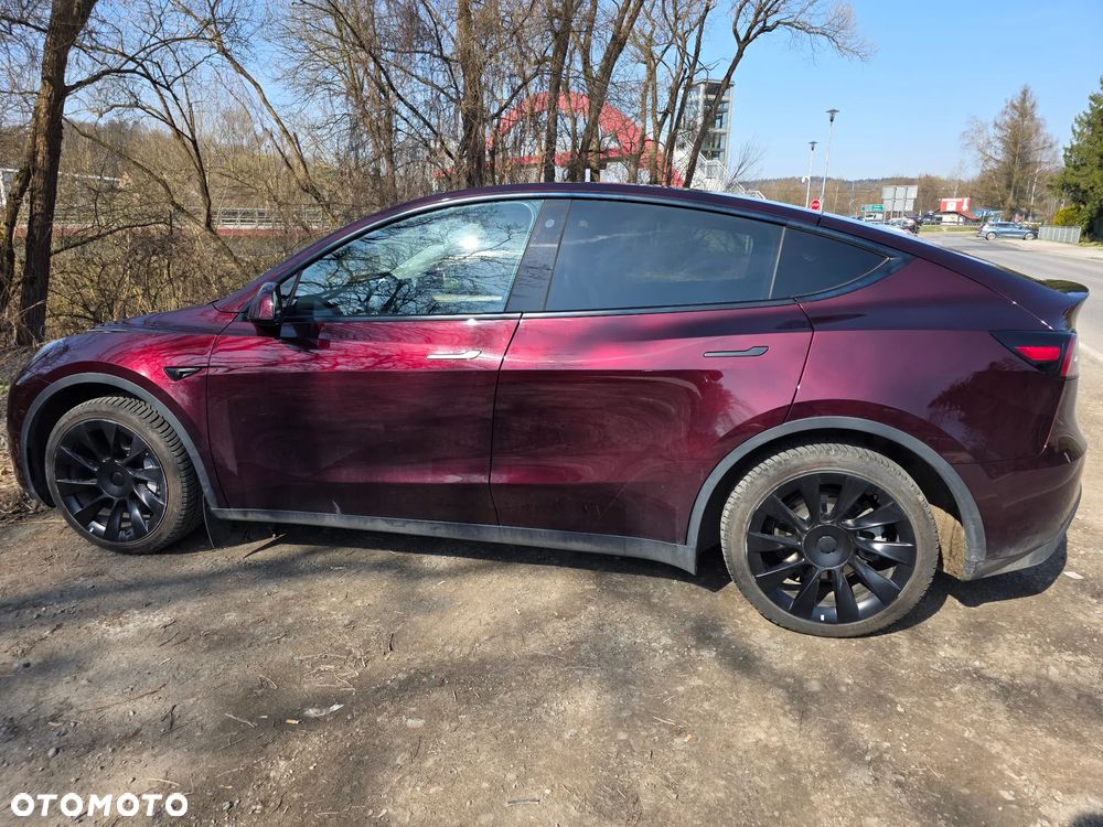 Tesla Model Y 79kWh Long Range AWD - 5