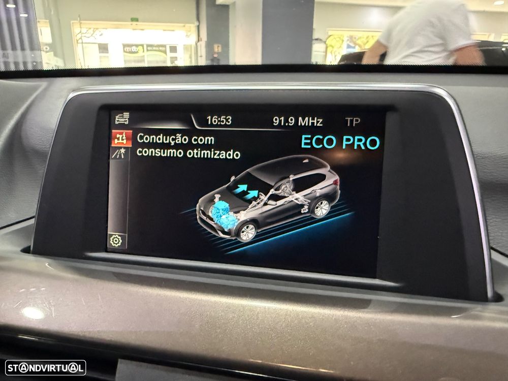 BMW X1 16 d sDrive Line xLine - 32