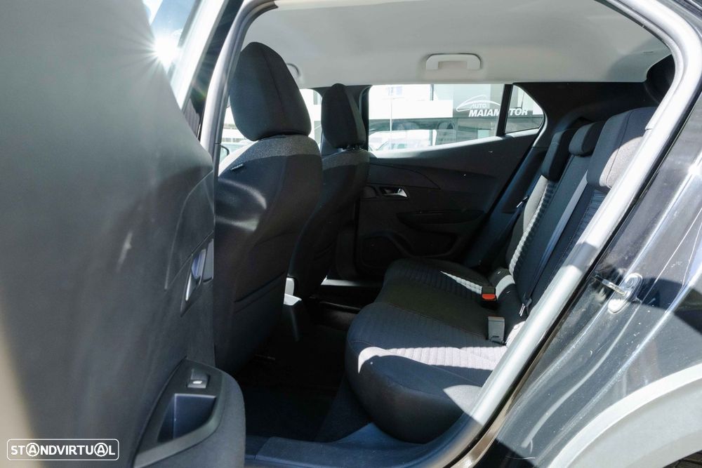 Peugeot 2008 1.2 PureTech Active - 16