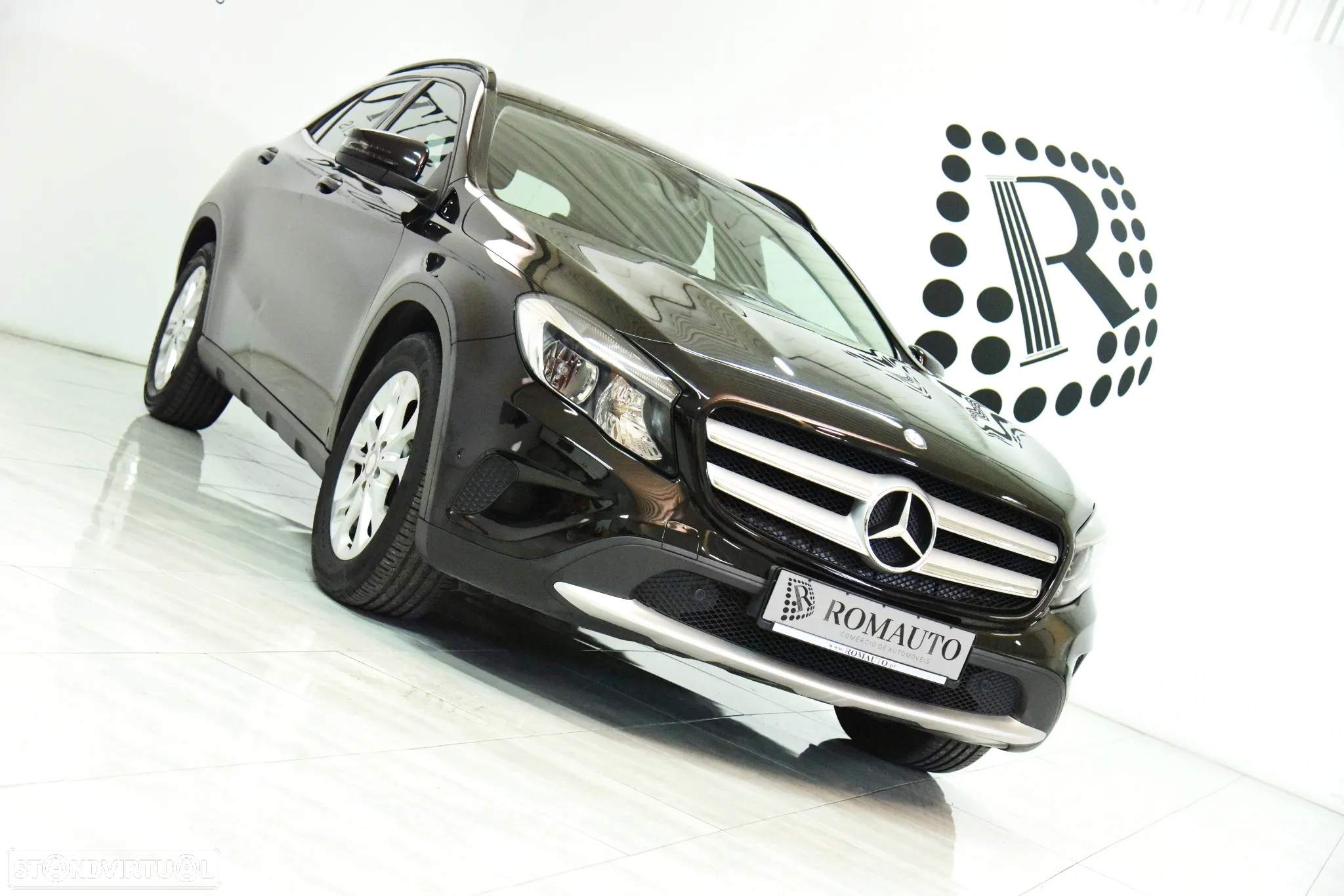 Mercedes-Benz GLA 180 (CDI) d 7G-DCT Urban - 4